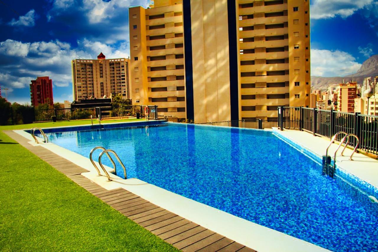 Beautiful Apartment Near Beach With Panoramic Sea-View Бенидорм Екстериор снимка